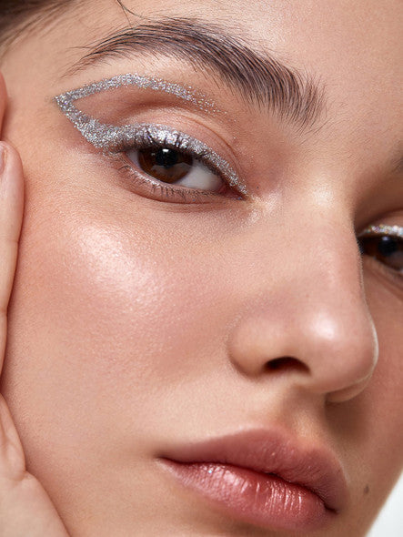 Sheglam liquid liner disco ball silver colour