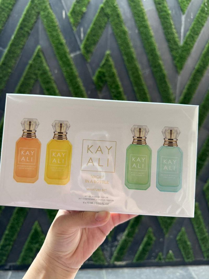 Huda beauty KAYALI
VACATION IN A BOTTLE Mini Perfume Set