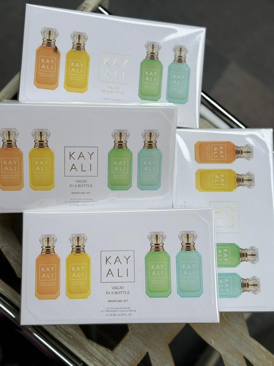 Huda beauty KAYALI VACATION IN A BOTTLE Mini Perfume Set