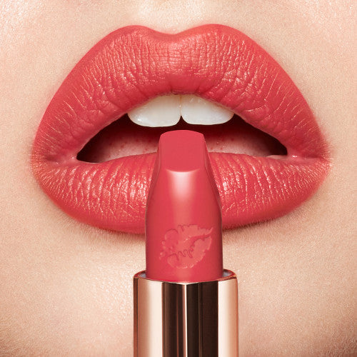 CHARLOTTE TILBURY HOT LIPS