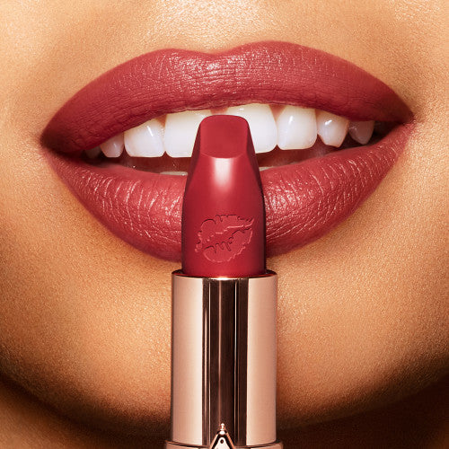 CHARLOTTE TILBURY HOT LIPS