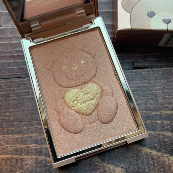 TOO FACED TEDDY BARE HONEY BUN GLOW BRONZER